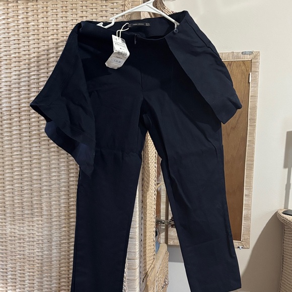 Zara Classic Black Straight Leg Women's Pants - Picture 1 of 7
